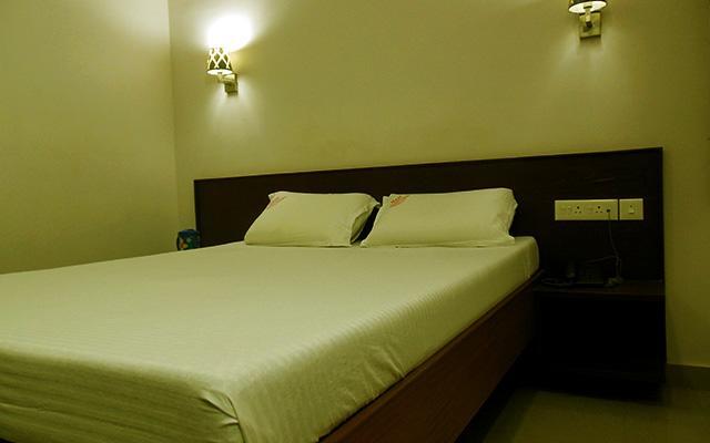 Nest Guest House Пондичери Екстериор снимка